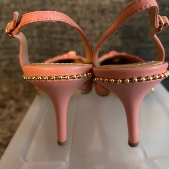 Shoes - Picture 4 of 5